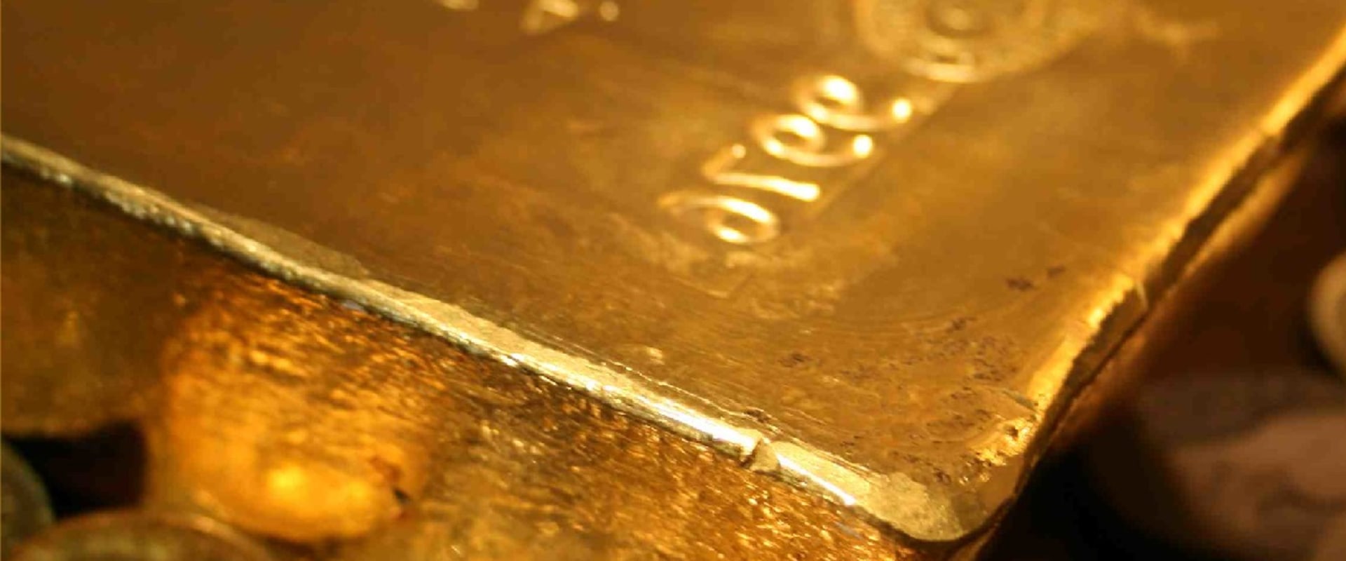 What time of year does gold go up?